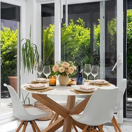 The Modern Palm Garden Διαμέρισμα *